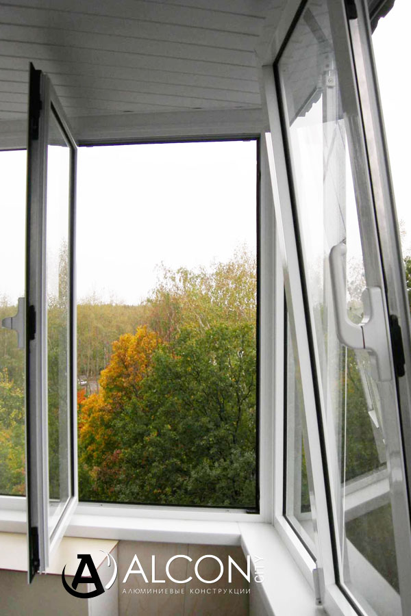 Поворотно-откидные алюминиевые окна в Звенигороде