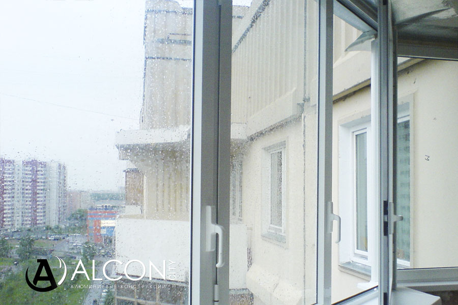Поворотные алюминиевые окна в Звенигороде
